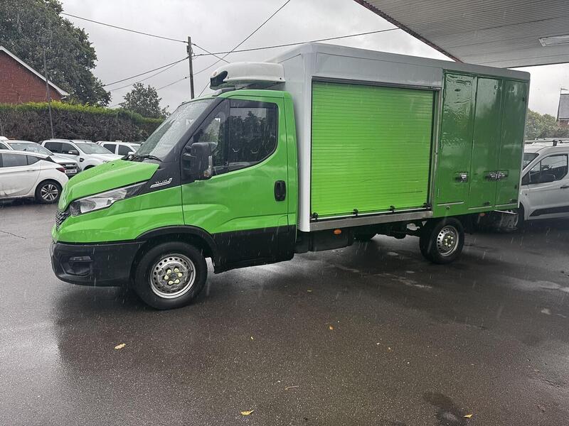 Iveco D HPI 14V 35S 3450 fridge van  2.3 Automatic Diesel 2.3 2dr Temperature Controlled Vans Automatic 2.3 2dr Temperature Controlled Vans Automatic Diesel