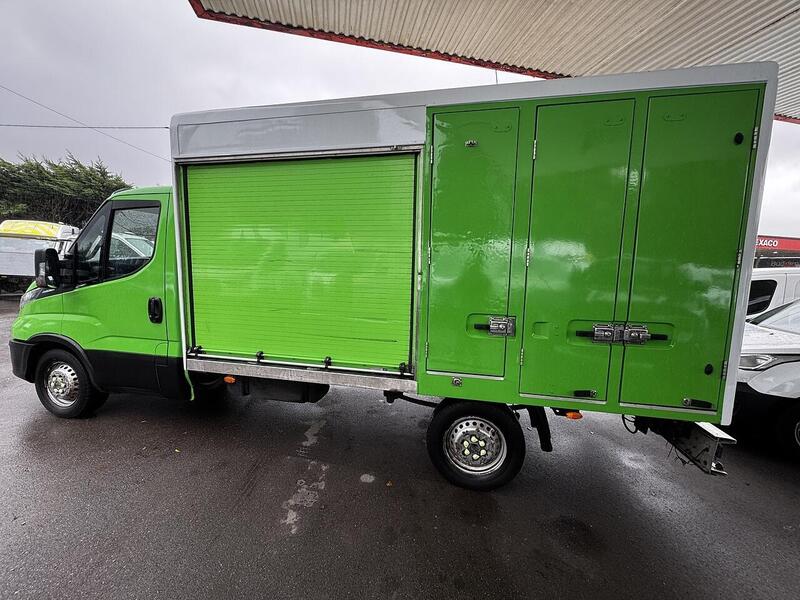 Iveco D HPI 14V 35S 3450 fridge van  2.3 Automatic Diesel 2.3 2dr Temperature Controlled Vans Automatic 2.3 2dr Temperature Controlled Vans Automatic Diesel