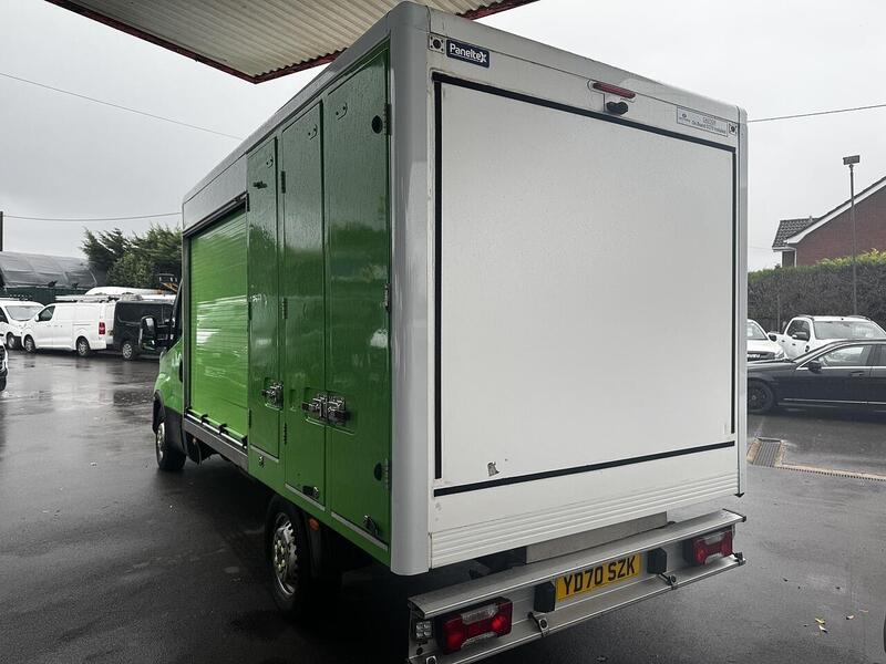 Iveco D HPI 14V 35S 3450 fridge van  2.3 Automatic Diesel 2.3 2dr Temperature Controlled Vans Automatic 2.3 2dr Temperature Controlled Vans Automatic Diesel
