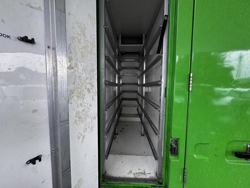 Iveco D HPI 14V 35S 3450 fridge van  2.3 Automatic Diesel 2.3 2dr Temperature Controlled Vans Automatic 2.3 2dr Temperature Controlled Vans Automatic Diesel