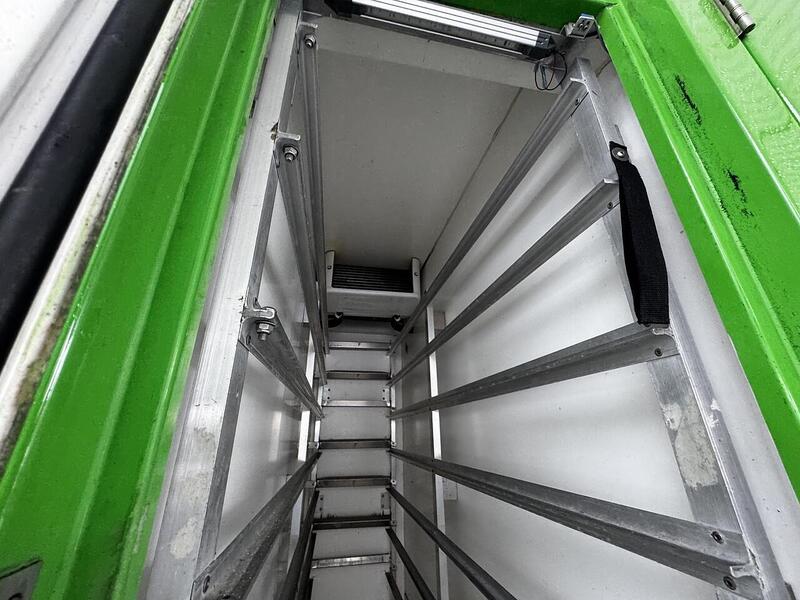 Iveco D HPI 14V 35S 3450 fridge van  2.3 Automatic Diesel 2.3 2dr Temperature Controlled Vans Automatic 2.3 2dr Temperature Controlled Vans Automatic Diesel