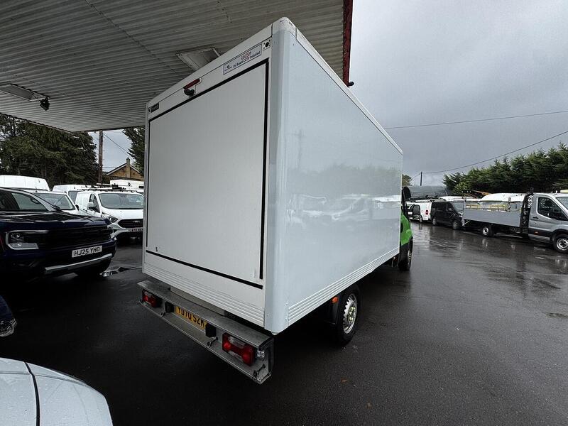Iveco D HPI 14V 35S 3450 fridge van  2.3 Automatic Diesel 2.3 2dr Temperature Controlled Vans Automatic 2.3 2dr Temperature Controlled Vans Automatic Diesel