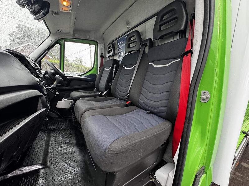 Iveco D HPI 14V 35S 3450 fridge van  2.3 Automatic Diesel 2.3 2dr Temperature Controlled Vans Automatic 2.3 2dr Temperature Controlled Vans Automatic Diesel