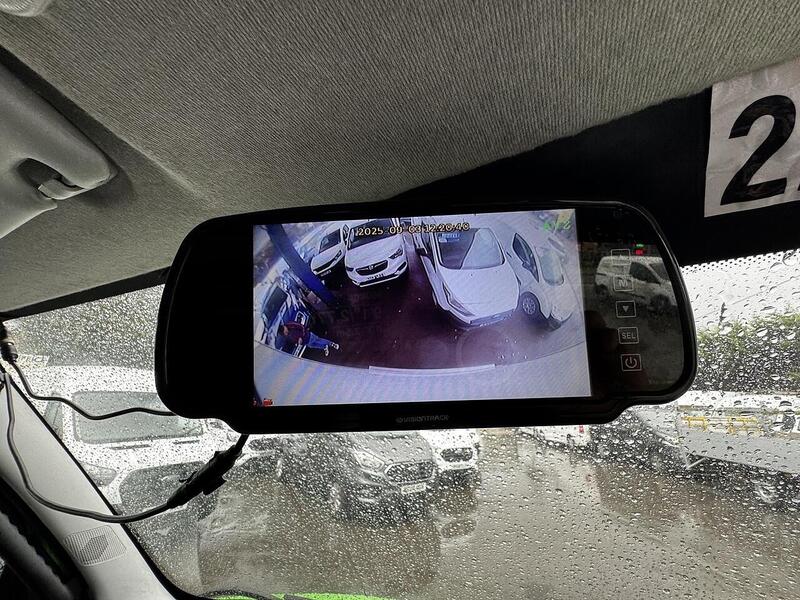 Iveco D HPI 14V 35S 3450 fridge van  2.3 Automatic Diesel 2.3 2dr Temperature Controlled Vans Automatic 2.3 2dr Temperature Controlled Vans Automatic Diesel