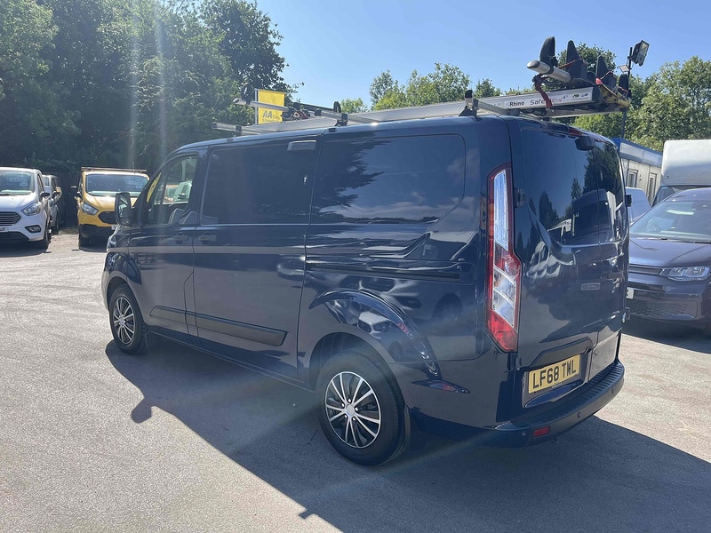 Ford 320 EcoBlue Trend Panel Van 2.0 Manual Diesel