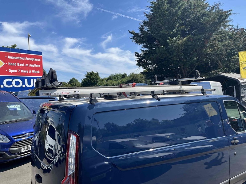 Ford 320 EcoBlue Trend Panel Van 2.0 Manual Diesel