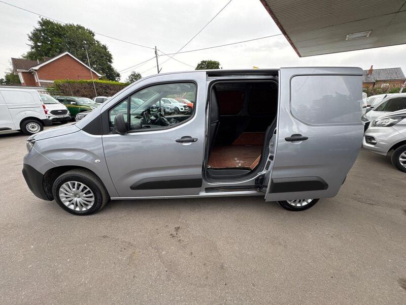 Peugeot BlueHDi 650 Professional Panel Van 1.5 Manual Diesel