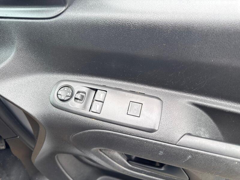 Peugeot BlueHDi 650 Professional Panel Van 1.5 Manual Diesel