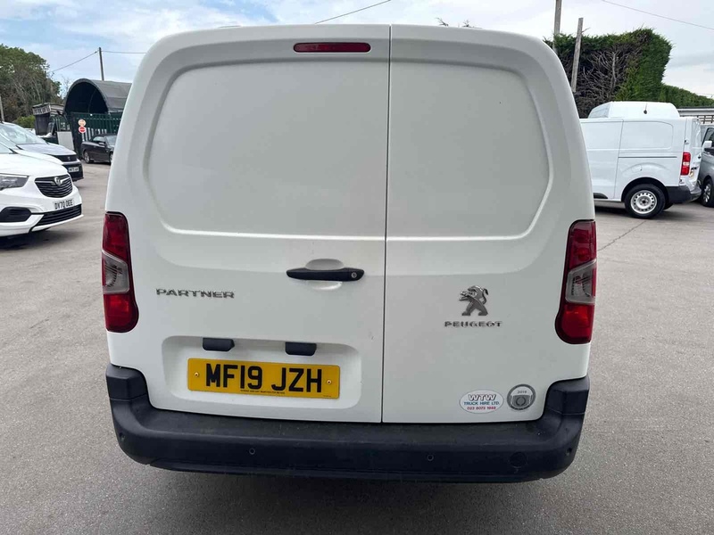 Peugeot BlueHDi 950 Professional Panel Van 1.6 Manual Diesel