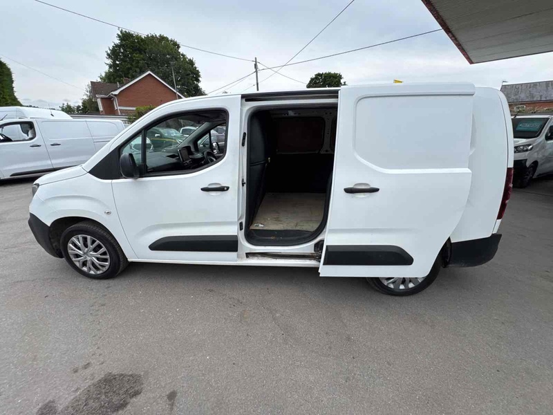 Peugeot BlueHDi 950 Professional Panel Van 1.6 Manual Diesel