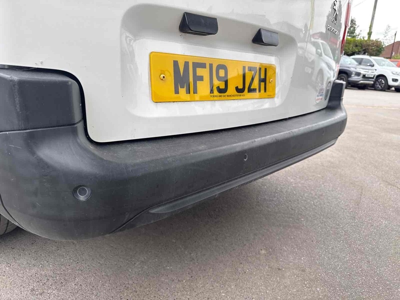 Peugeot BlueHDi 950 Professional Panel Van 1.6 Manual Diesel