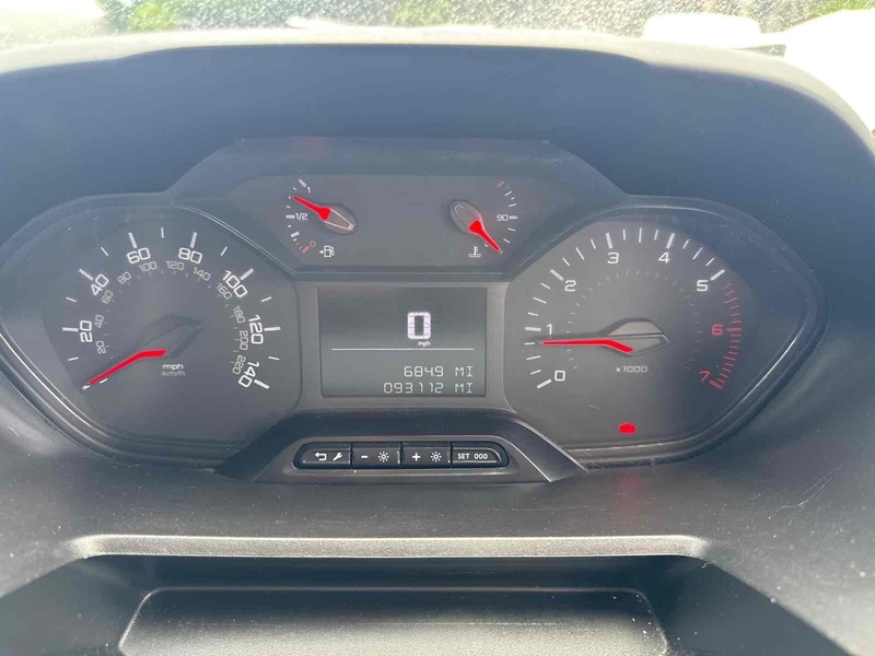 Peugeot BlueHDi 950 Professional Panel Van 1.6 Manual Diesel