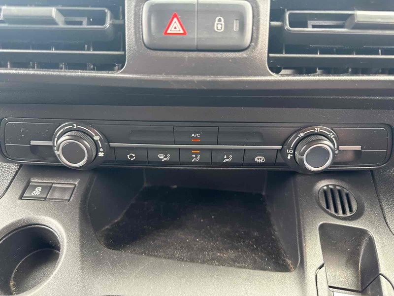 Peugeot BlueHDi 950 Professional Panel Van 1.6 Manual Diesel