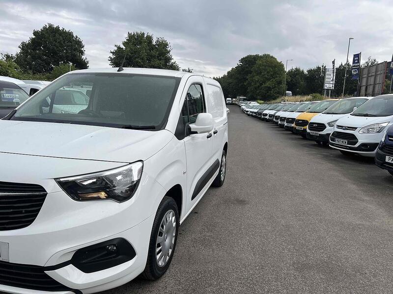 Vauxhall 1.5 Turbo D 2300 Sportive Panel Van 4dr Diesel Manual L1 H1 Euro 6 (100 ps)