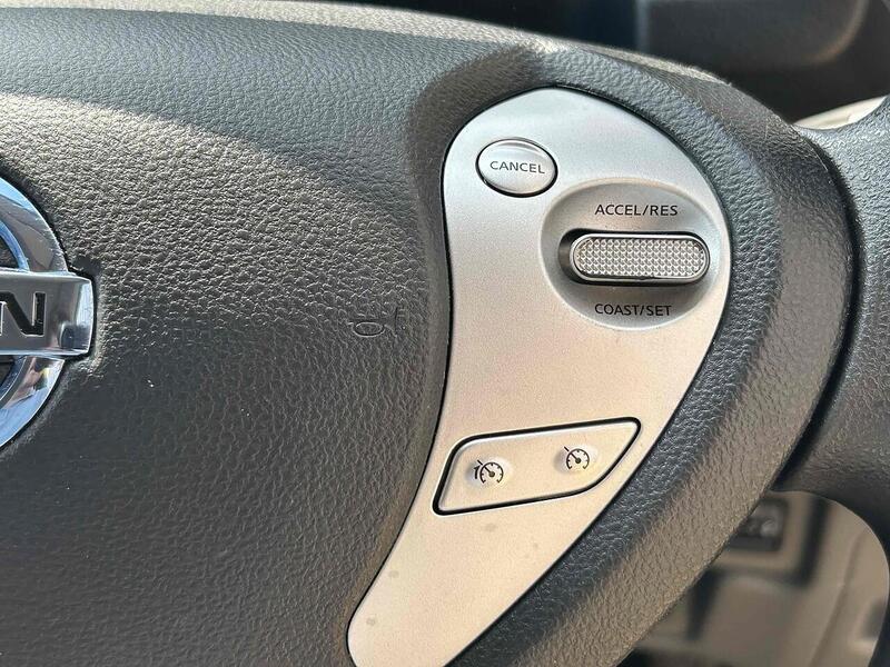 Nissan 40kWh Acenta Combi Van Double Cab 5dr Electric Auto (5 Seat, Quick Charge) (109 ps)