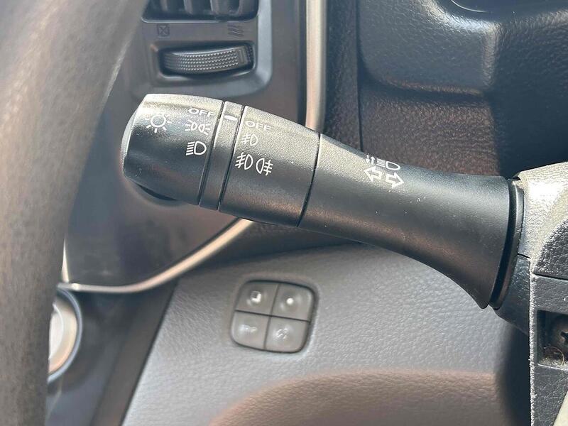 Nissan 40kWh Acenta Combi Van Double Cab 5dr Electric Auto (5 Seat, Quick Charge) (109 ps)