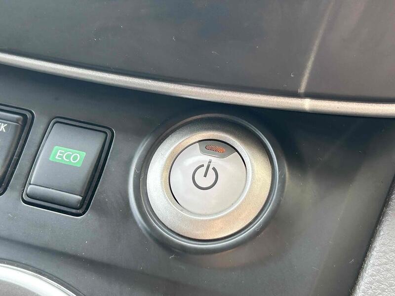 Nissan 40kWh Acenta Combi Van Double Cab 5dr Electric Auto (5 Seat, Quick Charge) (109 ps)