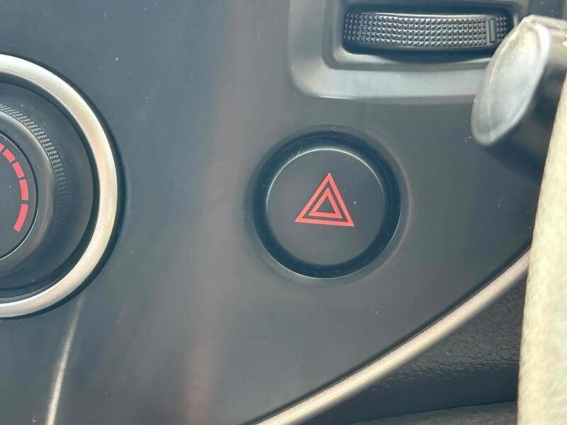 Nissan 40kWh Acenta Combi Van Double Cab 5dr Electric Auto (5 Seat, Quick Charge) (109 ps)