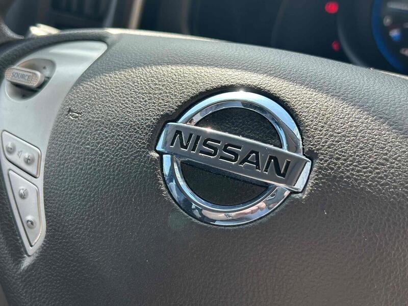 Nissan 40kWh Acenta Combi Van Double Cab 5dr Electric Auto (5 Seat, Quick Charge) (109 ps)