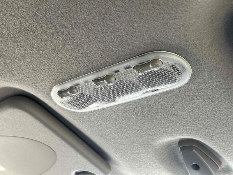 Nissan 40kWh Acenta Combi Van Double Cab 5dr Electric Auto (5 Seat, Quick Charge) (109 ps)