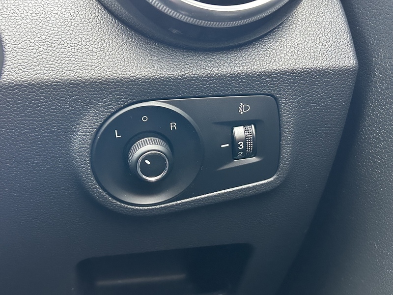 MG T-GDI Excite SUV 1.0 Automatic Petrol