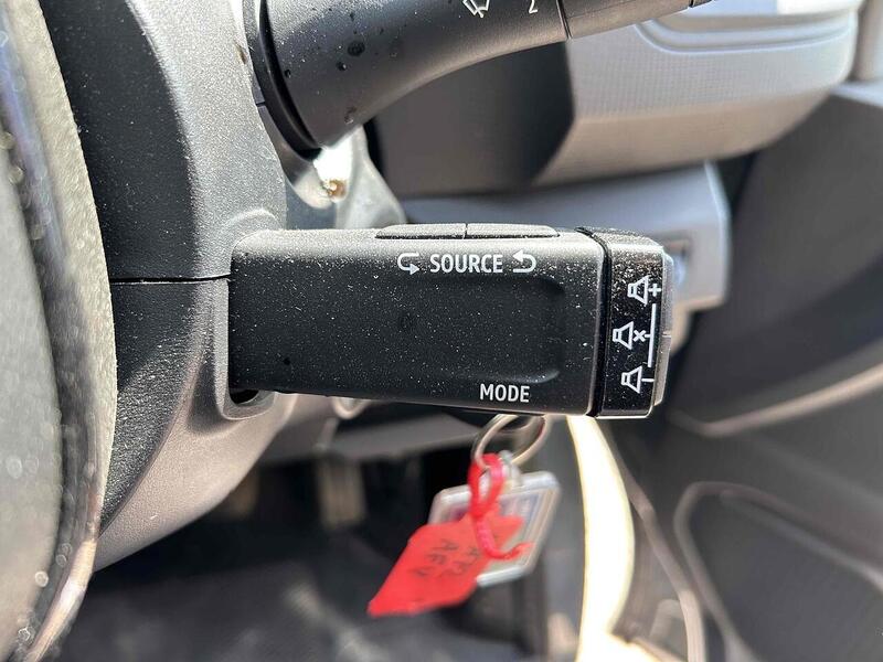 Renault 2.0 dCi SL28 Business Minibus Double Cab 5dr Diesel Manual L1 H1 Euro 6 (s/s) (9 Seat) (150 ps)