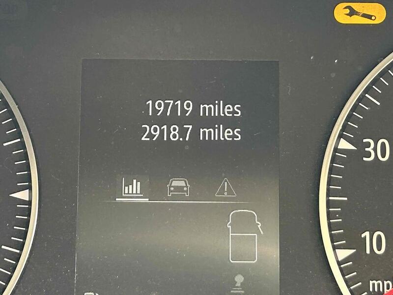 Renault 2.0 dCi SL28 Business Minibus Double Cab 5dr Diesel Manual L1 H1 Euro 6 (s/s) (9 Seat) (150 ps)