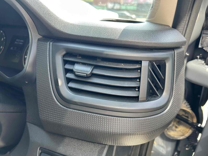 Renault 2.0 dCi SL28 Business Minibus Double Cab 5dr Diesel Manual L1 H1 Euro 6 (s/s) (9 Seat) (150 ps)