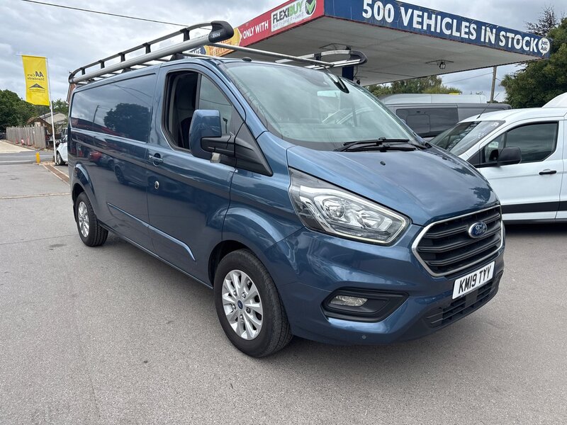 Ford 2.0 300 EcoBlue Limited Panel Van 5dr Diesel Auto L2 H1 Euro 6 (s/s) (130 ps)