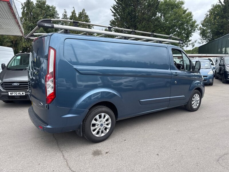 Ford 2.0 300 EcoBlue Limited Panel Van 5dr Diesel Auto L2 H1 Euro 6 (s/s) (130 ps)