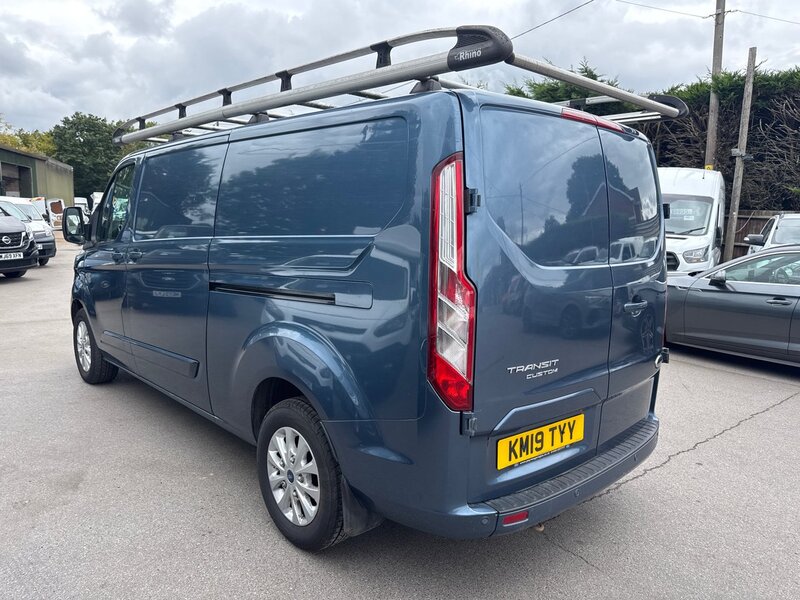 Ford 2.0 300 EcoBlue Limited Panel Van 5dr Diesel Auto L2 H1 Euro 6 (s/s) (130 ps)