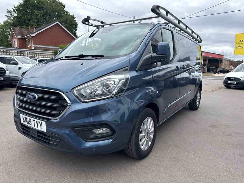 Ford 2.0 300 EcoBlue Limited Panel Van 5dr Diesel Auto L2 H1 Euro 6 (s/s) (130 ps)