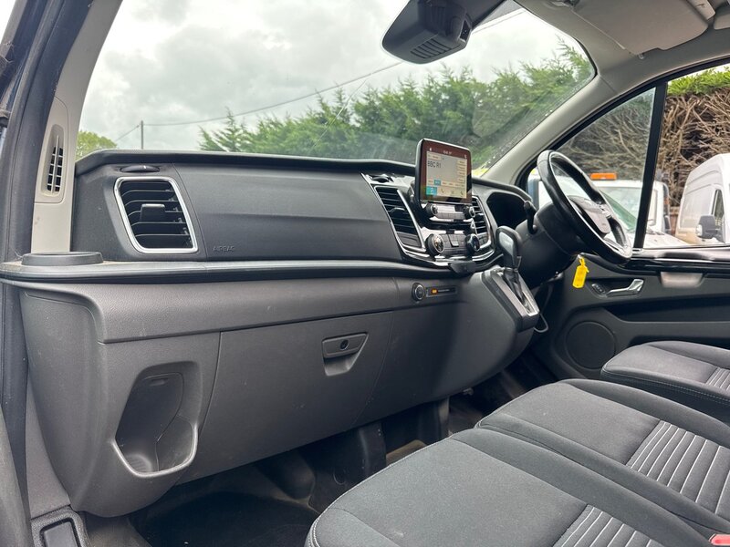 Ford 2.0 300 EcoBlue Limited Panel Van 5dr Diesel Auto L2 H1 Euro 6 (s/s) (130 ps)