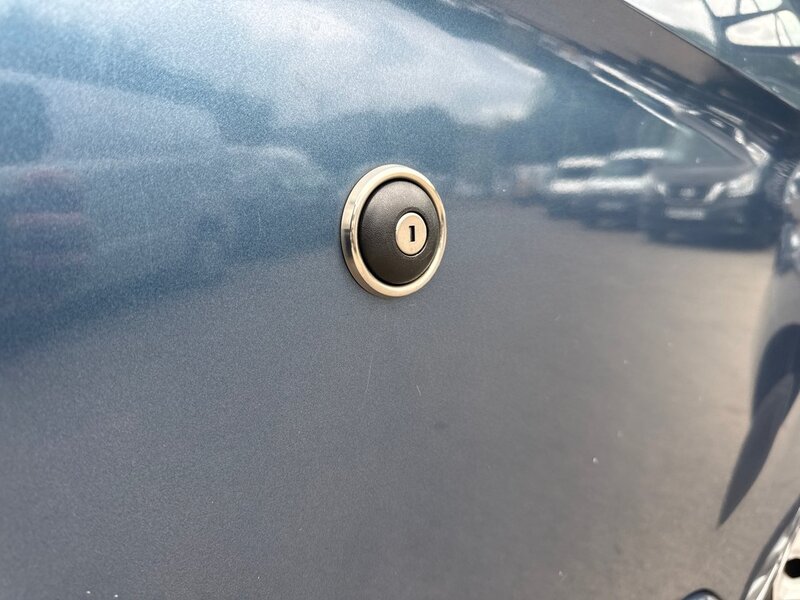 Ford 2.0 300 EcoBlue Limited Panel Van 5dr Diesel Auto L2 H1 Euro 6 (s/s) (130 ps)