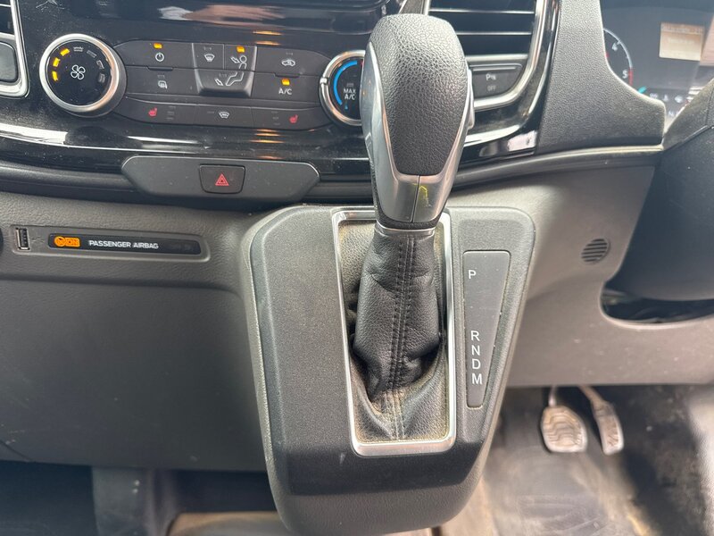 Ford 2.0 300 EcoBlue Limited Panel Van 5dr Diesel Auto L2 H1 Euro 6 (s/s) (130 ps)