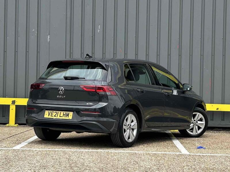 Volkswagen 1.0 eTSI MHEV Life Hatchback 5dr Petrol Hybrid DSG Euro 6 (s/s) (110 ps)