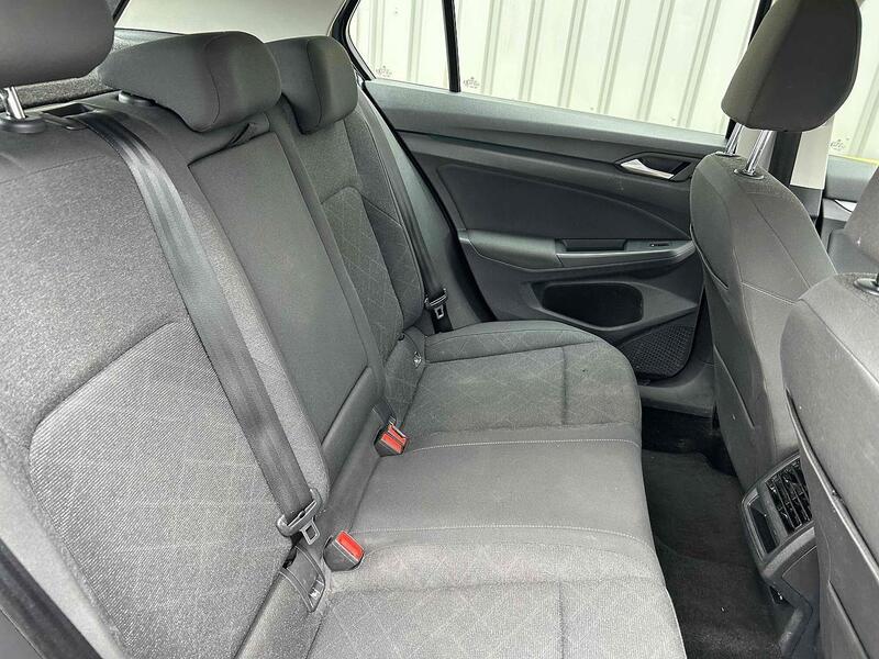 Volkswagen 1.0 eTSI MHEV Life Hatchback 5dr Petrol Hybrid DSG Euro 6 (s/s) (110 ps)