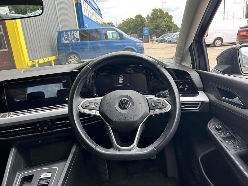 Volkswagen 1.0 eTSI MHEV Life Hatchback 5dr Petrol Hybrid DSG Euro 6 (s/s) (110 ps)