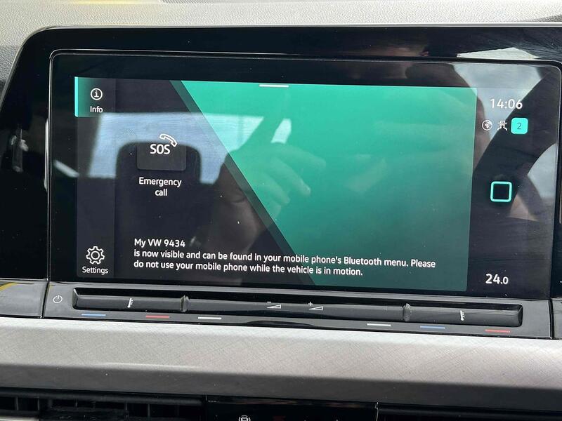 Volkswagen 1.0 eTSI MHEV Life Hatchback 5dr Petrol Hybrid DSG Euro 6 (s/s) (110 ps)