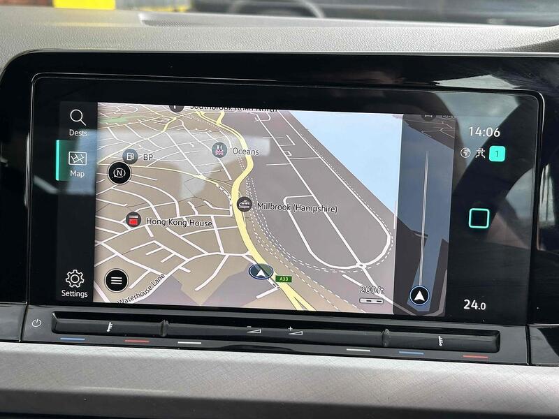 Volkswagen 1.0 eTSI MHEV Life Hatchback 5dr Petrol Hybrid DSG Euro 6 (s/s) (110 ps)