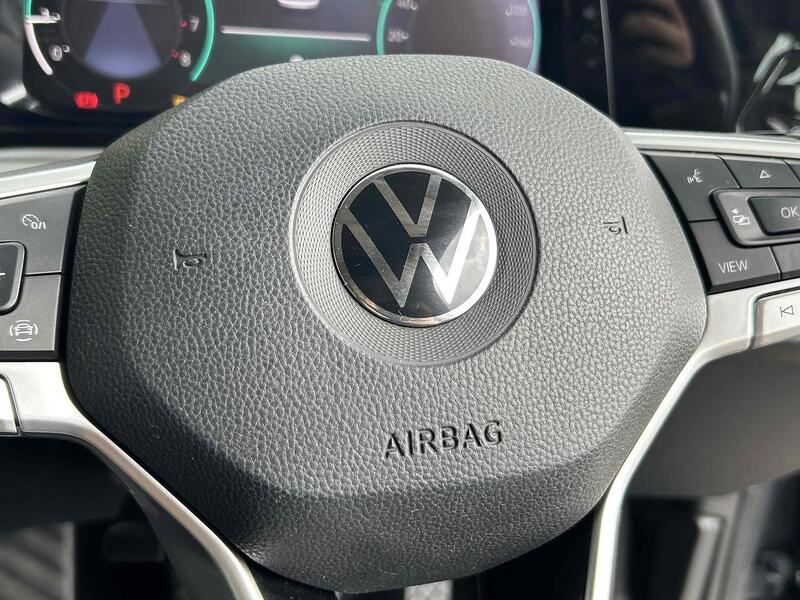 Volkswagen 1.0 eTSI MHEV Life Hatchback 5dr Petrol Hybrid DSG Euro 6 (s/s) (110 ps)