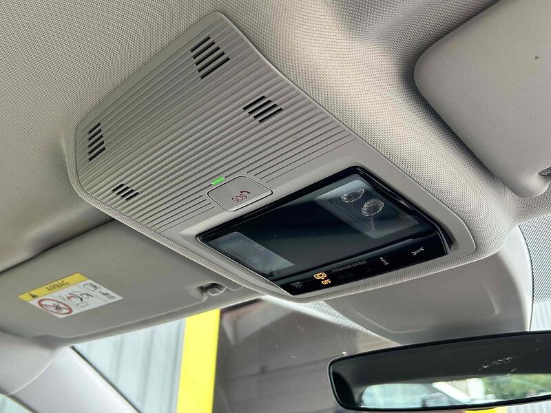 Volkswagen 1.0 eTSI MHEV Life Hatchback 5dr Petrol Hybrid DSG Euro 6 (s/s) (110 ps)