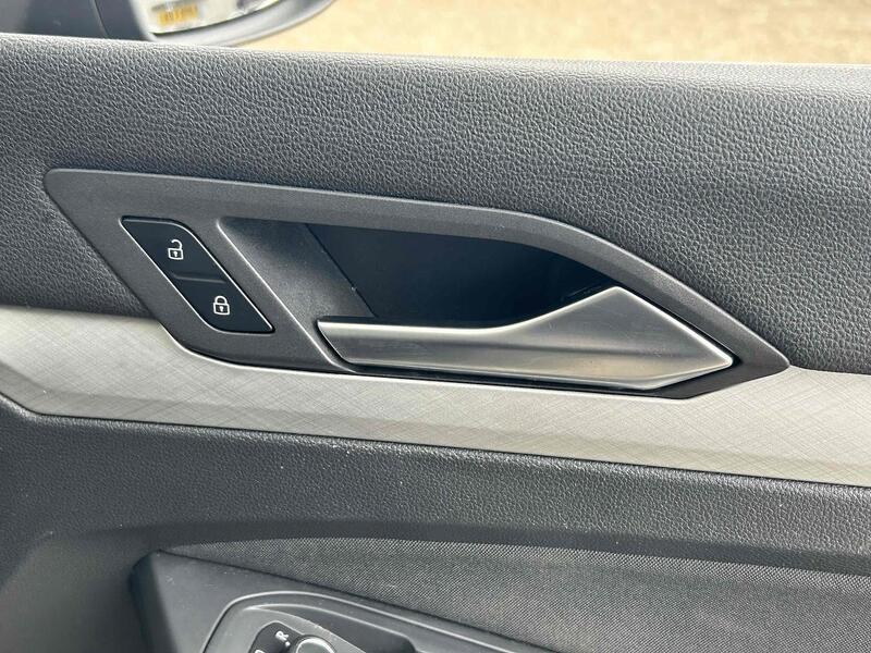 Volkswagen 1.0 eTSI MHEV Life Hatchback 5dr Petrol Hybrid DSG Euro 6 (s/s) (110 ps)