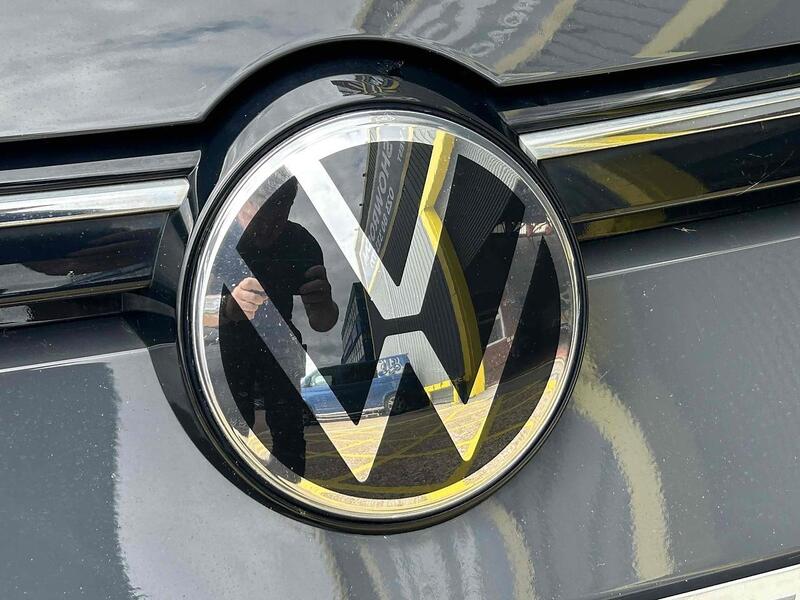 Volkswagen 1.0 eTSI MHEV Life Hatchback 5dr Petrol Hybrid DSG Euro 6 (s/s) (110 ps)
