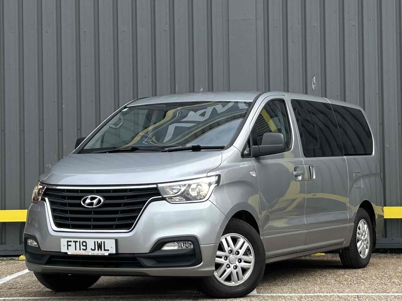 Hyundai 2.5 CRDi SE Nav MPV 5dr Diesel Manual Euro 6 (136 ps)