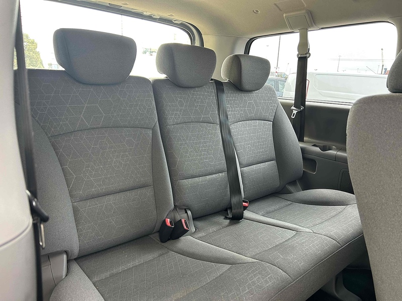 Hyundai 2.5 CRDi SE Nav MPV 5dr Diesel Manual Euro 6 (136 ps)