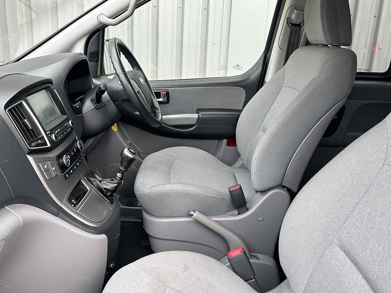 Hyundai 2.5 CRDi SE Nav MPV 5dr Diesel Manual Euro 6 (136 ps)