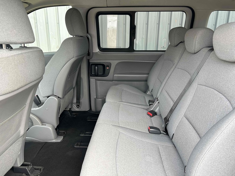 Hyundai 2.5 CRDi SE Nav MPV 5dr Diesel Manual Euro 6 (136 ps)