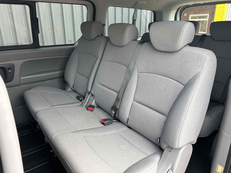 Hyundai 2.5 CRDi SE Nav MPV 5dr Diesel Manual Euro 6 (136 ps)