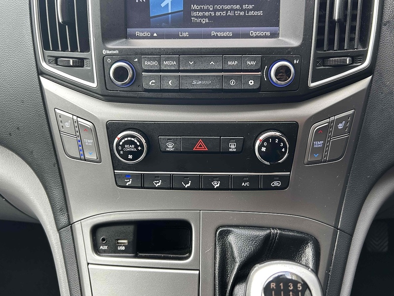 Hyundai 2.5 CRDi SE Nav MPV 5dr Diesel Manual Euro 6 (136 ps)